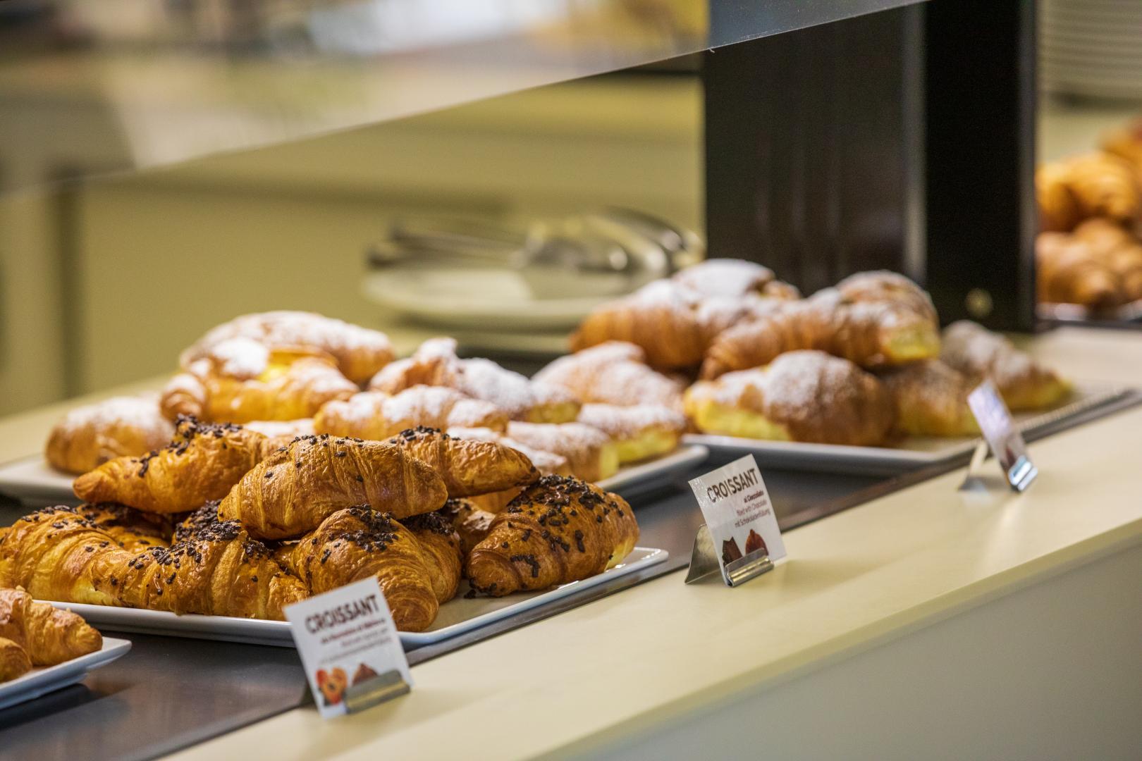 Ontbijtbuffet — Hotel Club Saraceno
