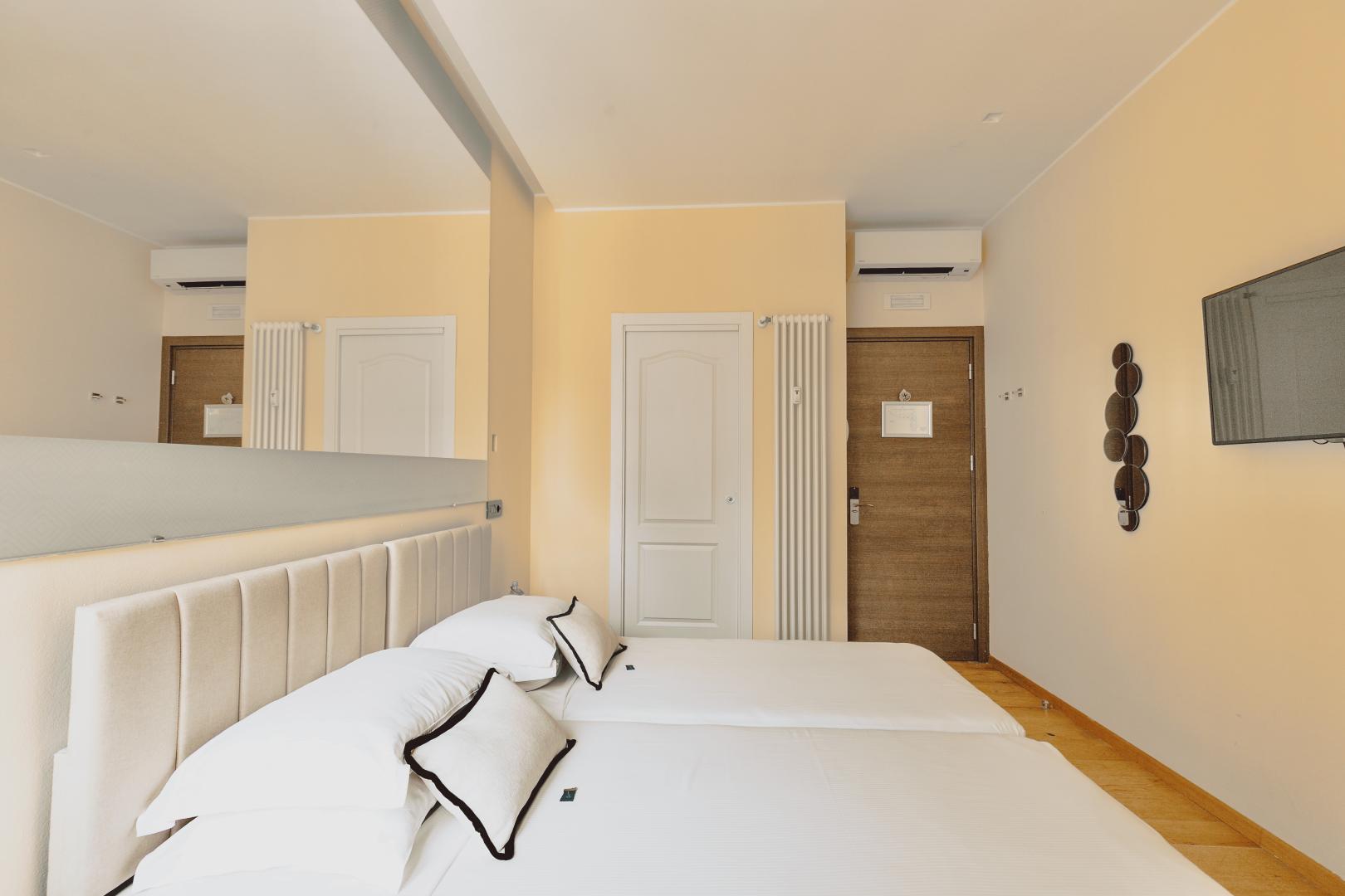 AH - Fashion District foto 19
