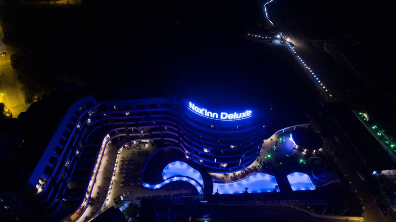 NoxInn Deluxe Hotel image 3