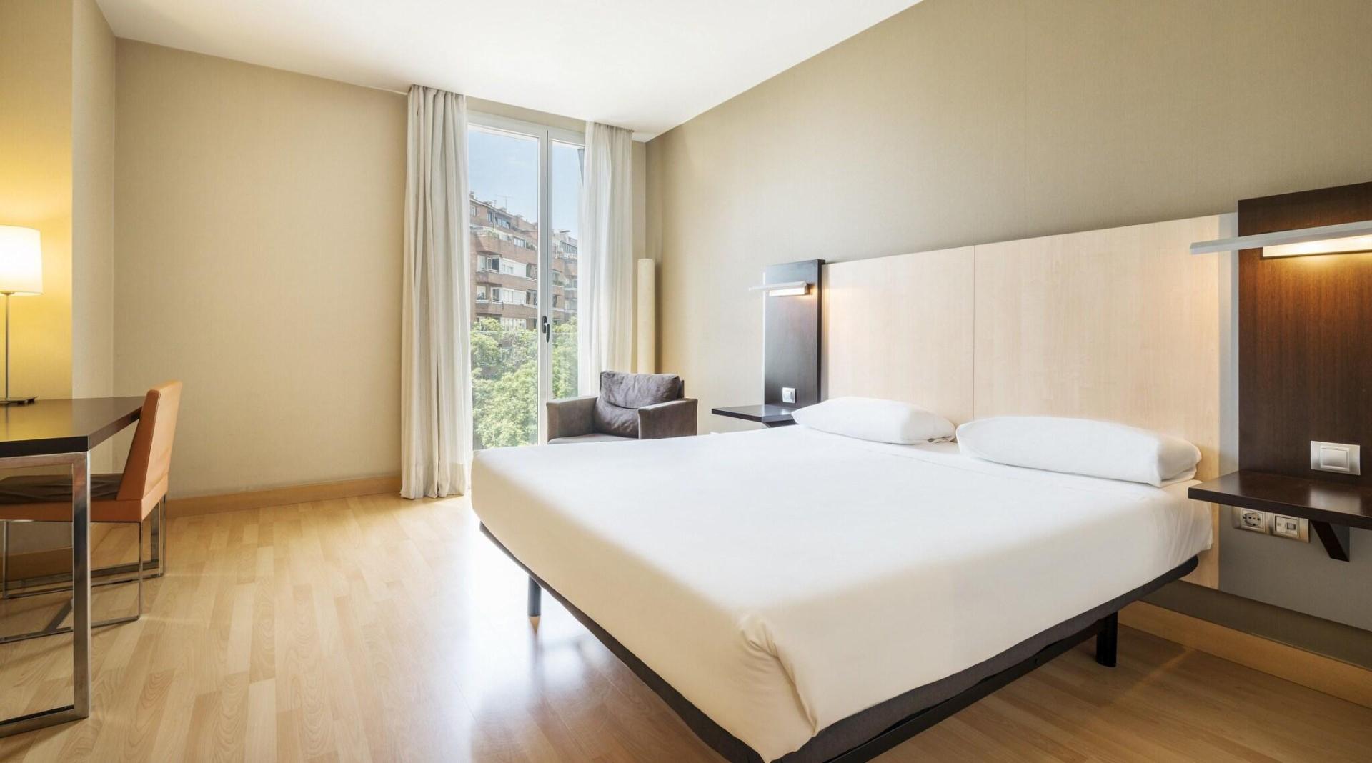 Hotel ILUNION Auditori foto 10