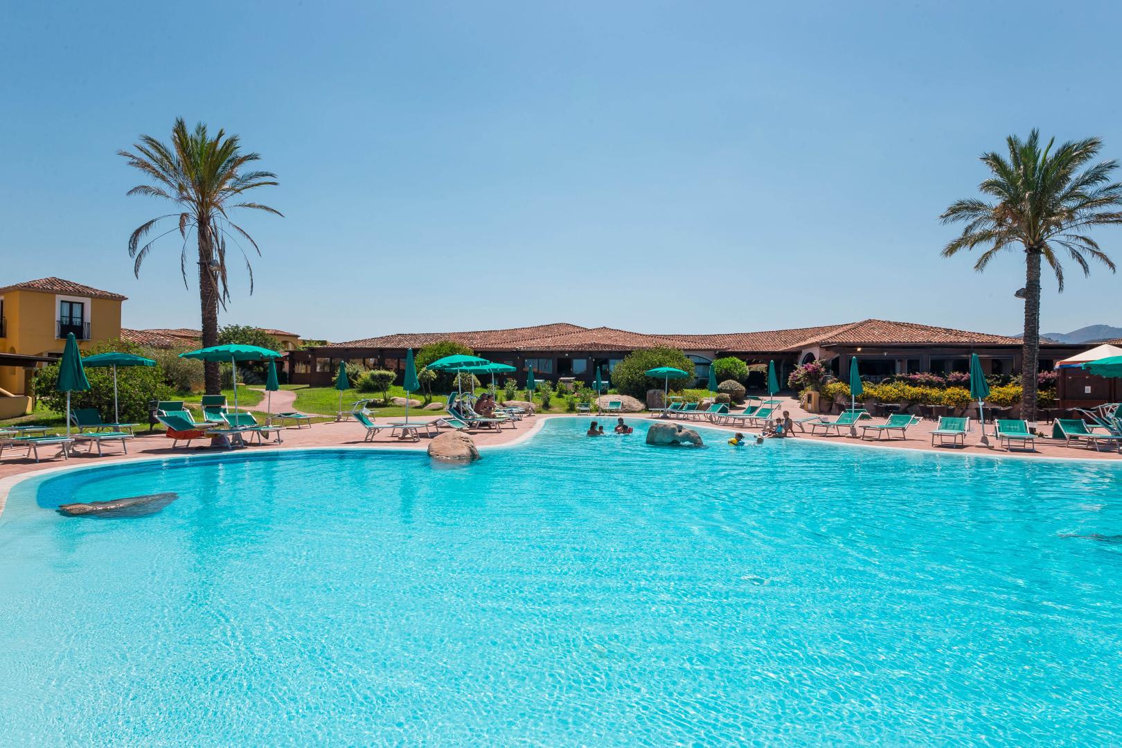 Valtur Sardegna Baia dei Pini Resort image 0