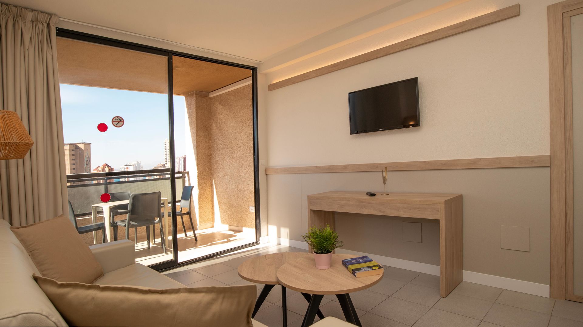 Dynastic Rooms Apartments foto 9