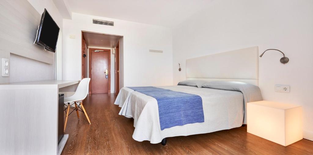 Globales Cala'n Bosch image 1