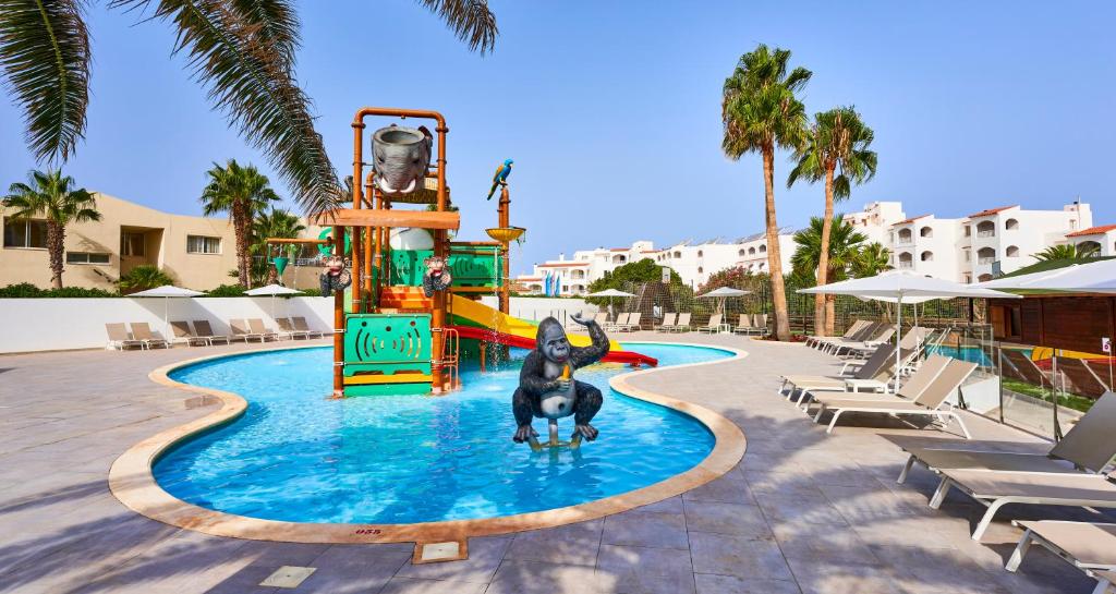 Globales Cala'n Bosch image 3