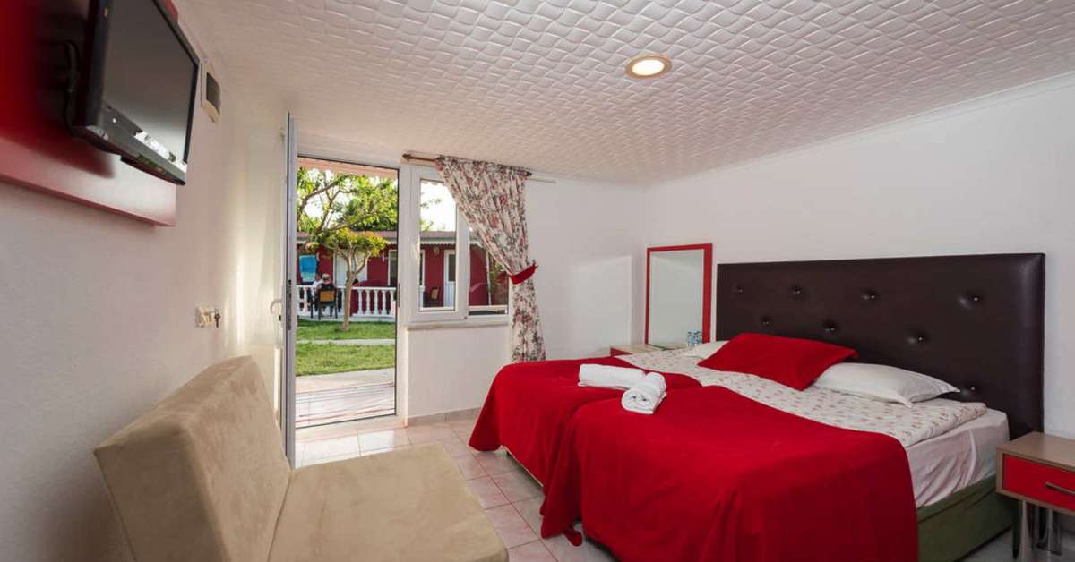 Altinkum Bungalow Hotel image 1