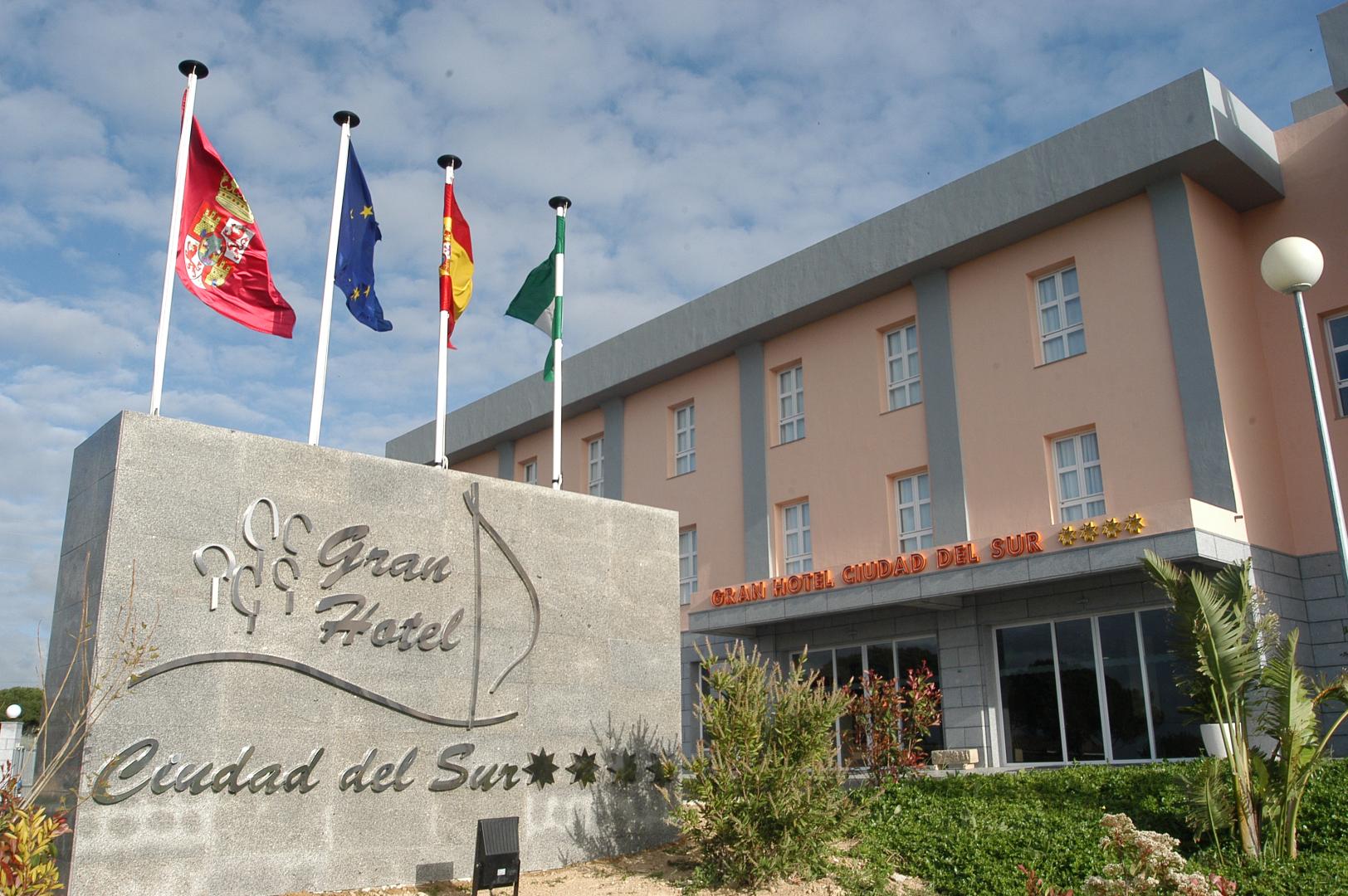 Grand Hotel Ciudad del Sur image 2