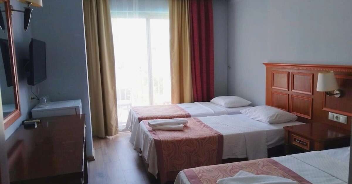 Grand Nar Hotel image 1