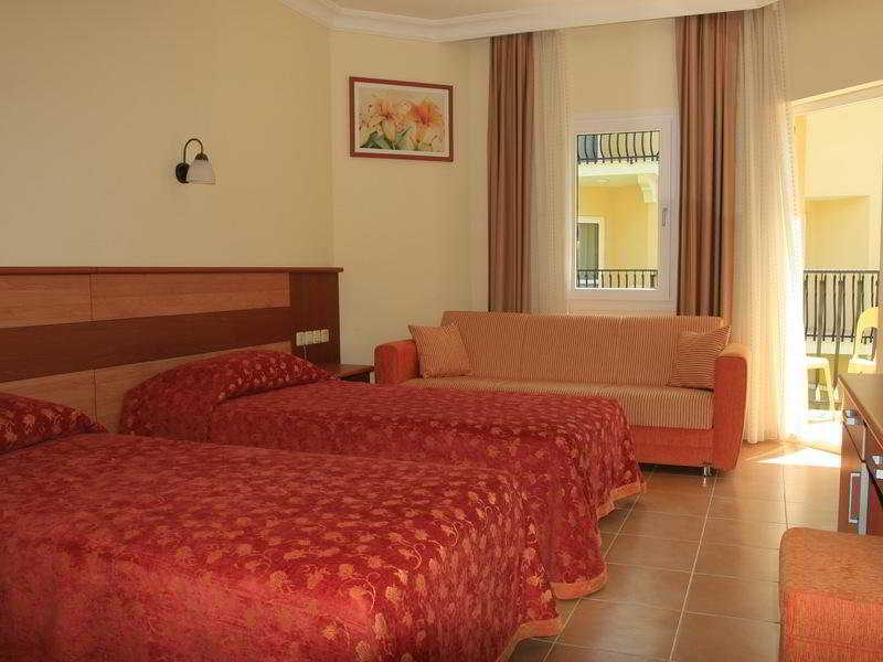 Mavruka Hotel image 1