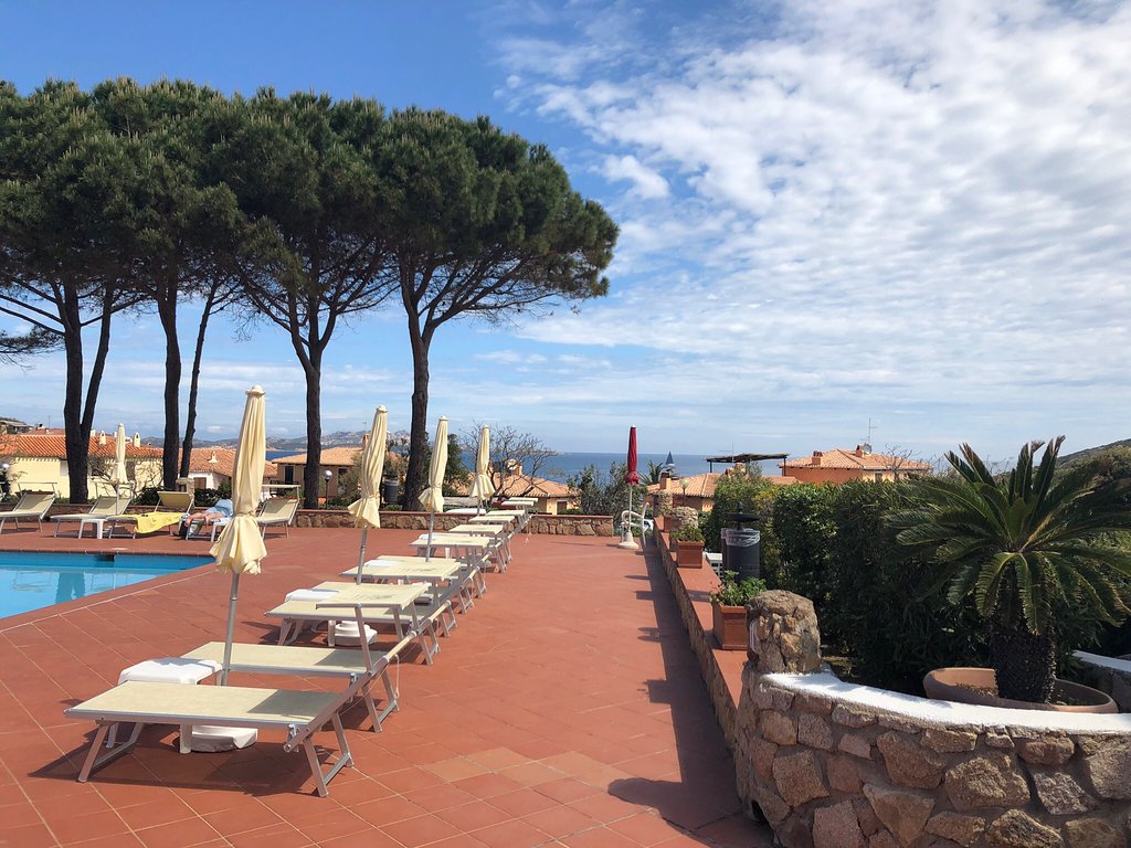 Zonsondergang vanaf het terras — Club Hotel Cormorano