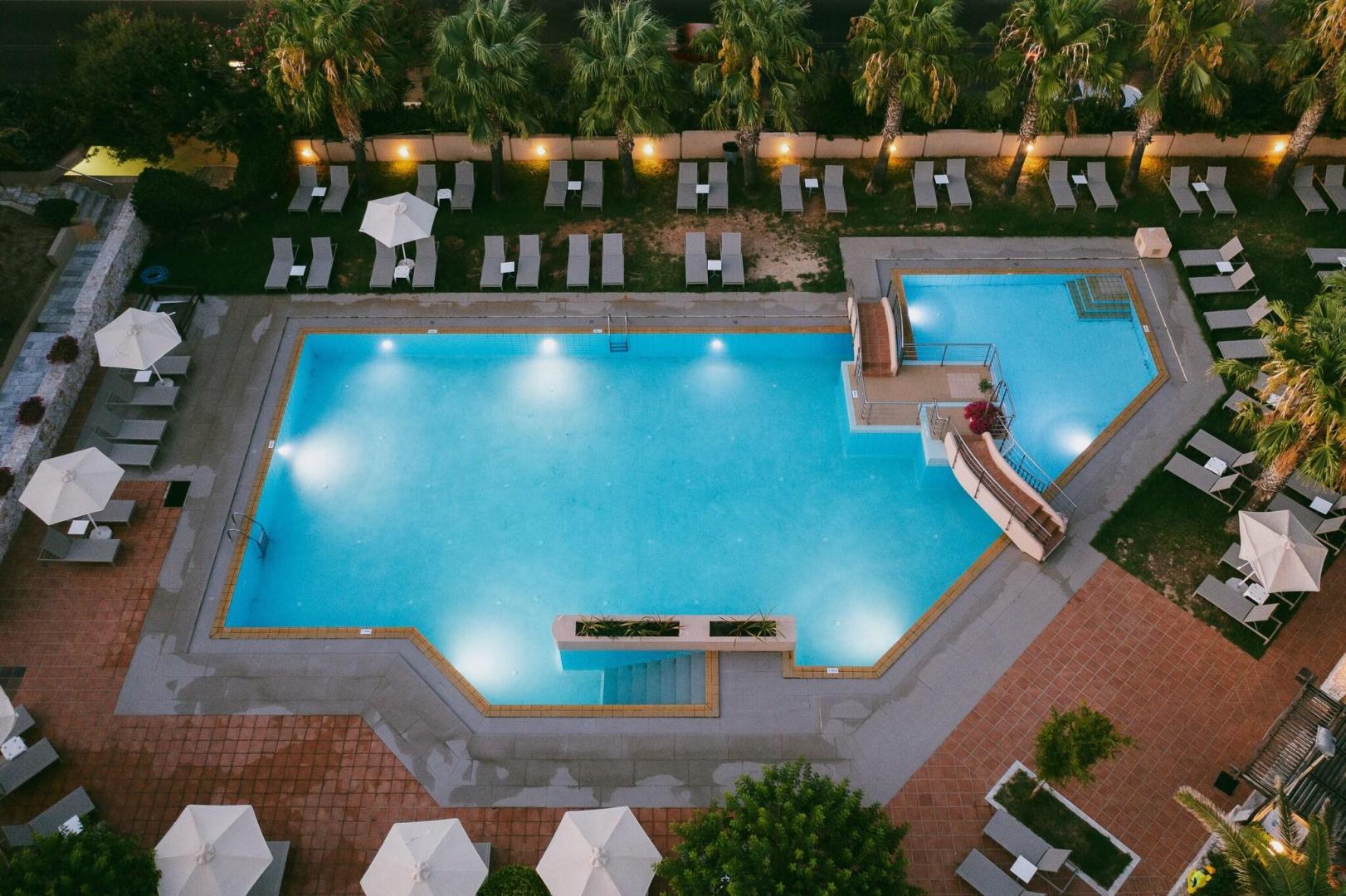Santa Marina Beach Hotel