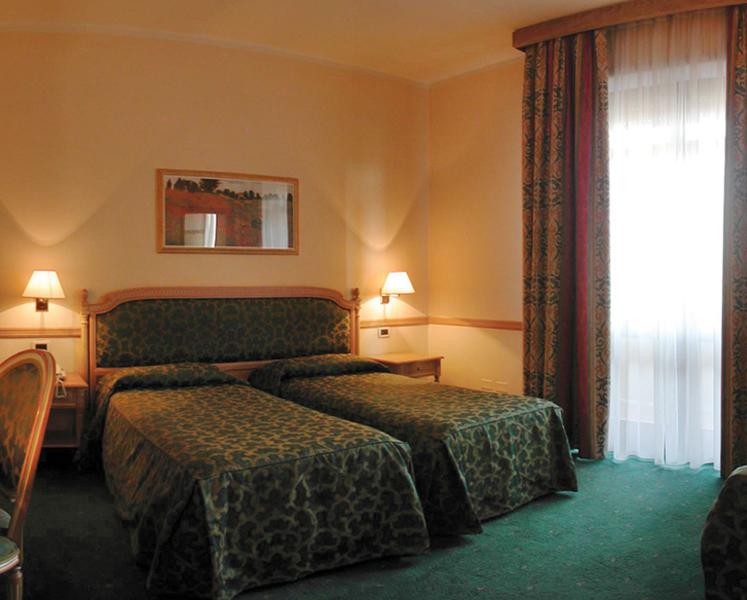 Hotel Ambasciatori image 2