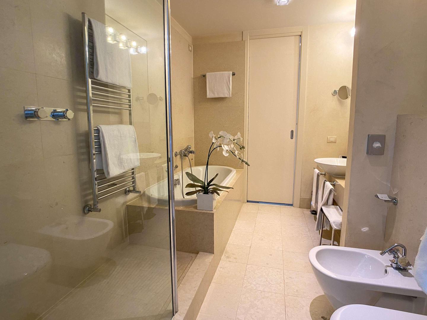 Best Western Plus Hotel Le Favaglie foto 7