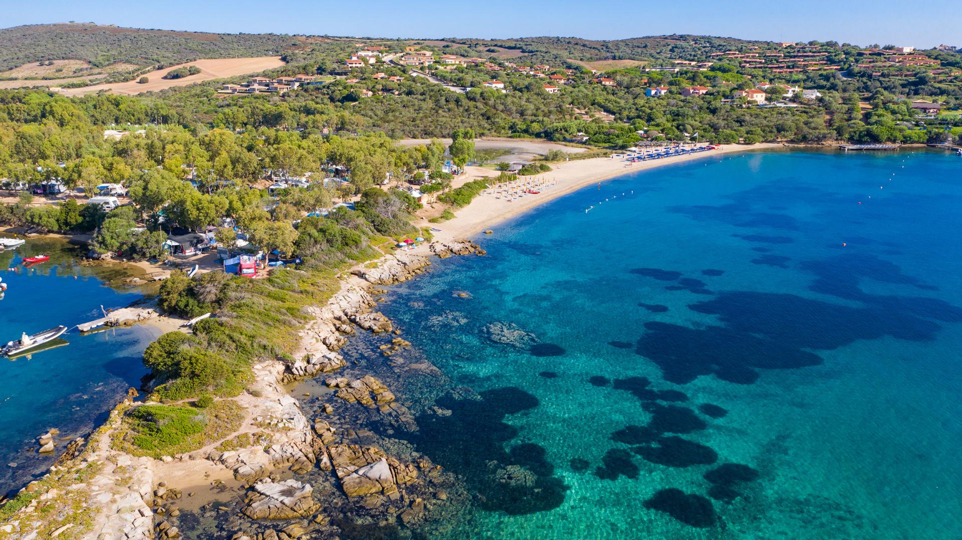 Zeezicht vanaf het balkon — Camping Village Capo D'Orso