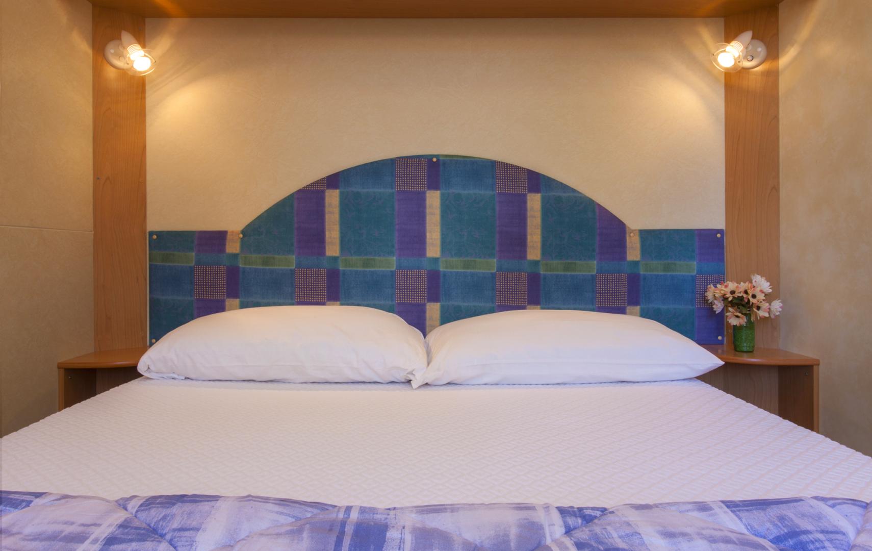 Kamer met tweepersoonsbed — Camping Village Capo D'Orso