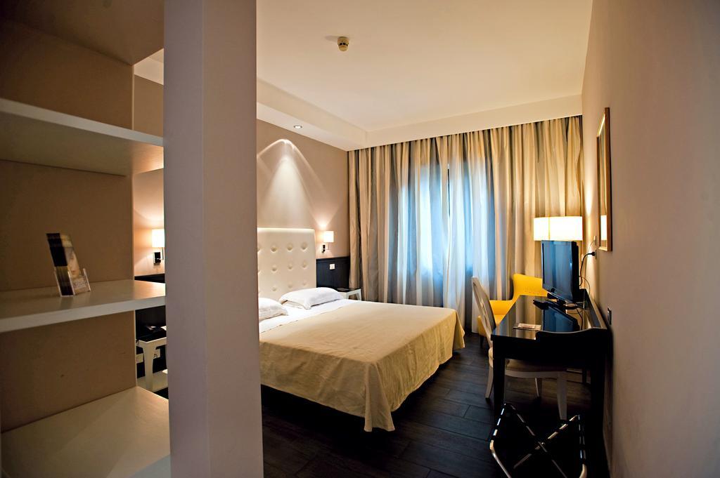 Mediterraneo Hotel & Residence foto 8