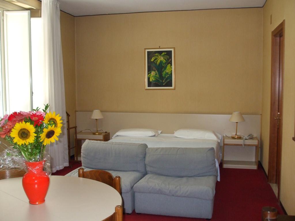 Mediterraneo Hotel & Residence foto 6