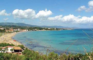 Planos Beach Hotel image 3