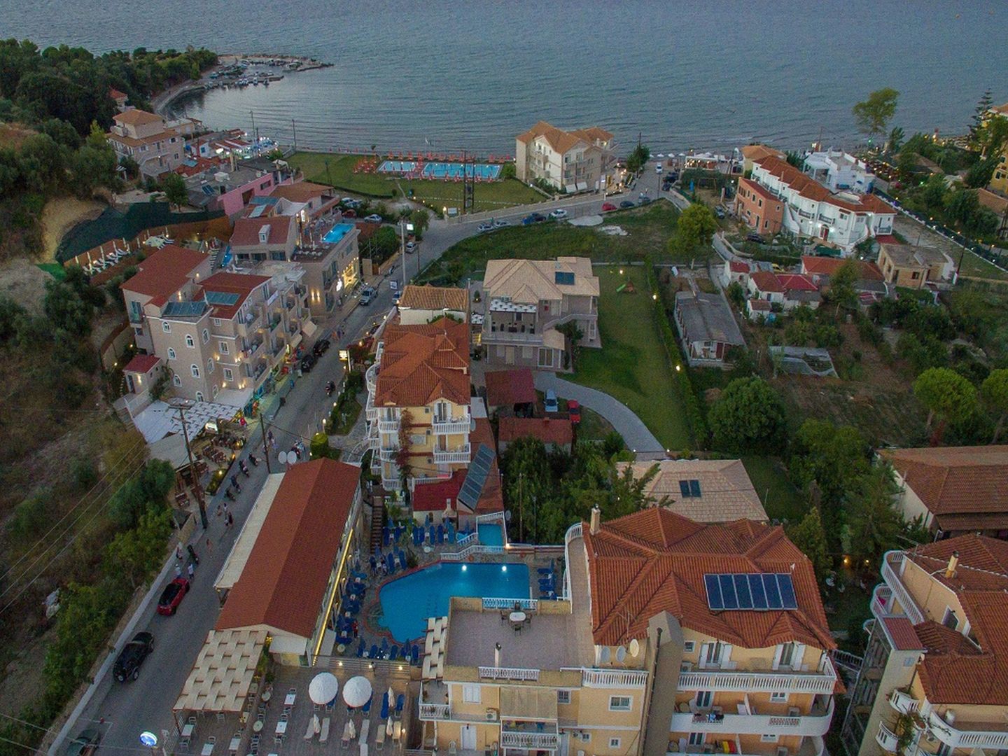 Planos Beach Hotel foto 16