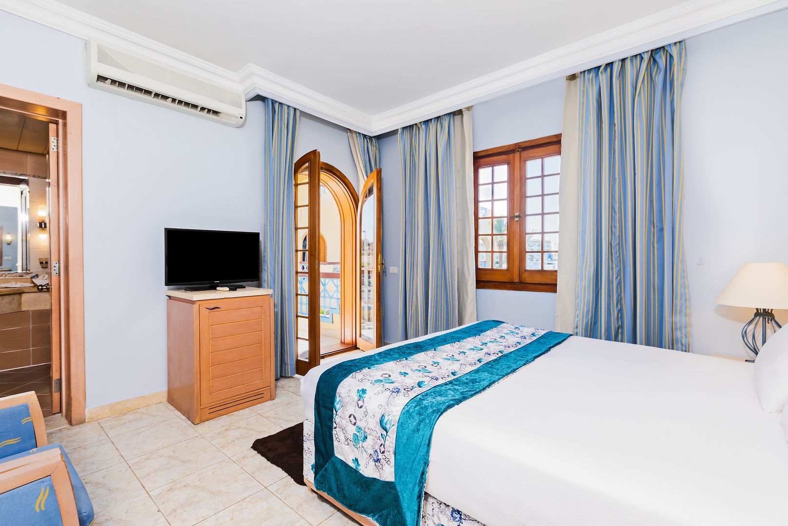 Royal Lagoons Aqua Park Resort & Spa foto 12