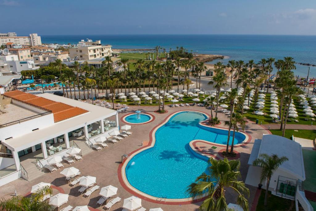 Anastasia Beach Hotel image 3
