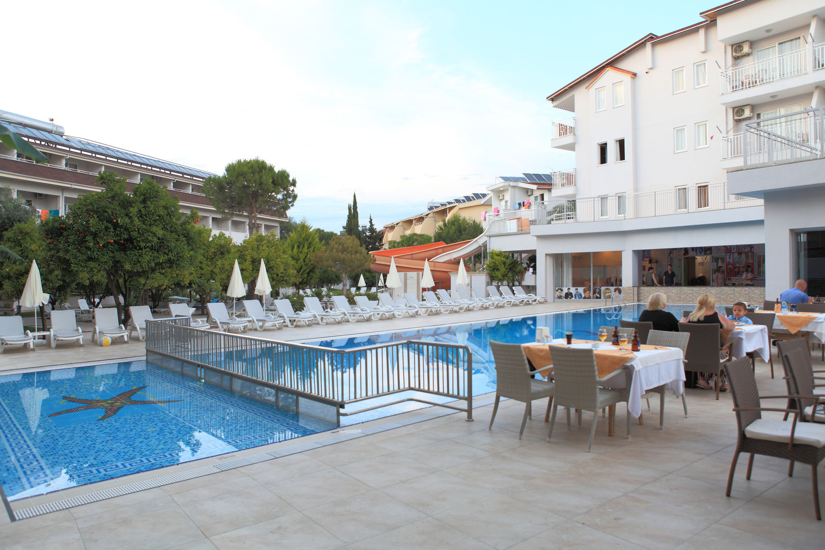 Catty Cats Garden Hotel foto 8