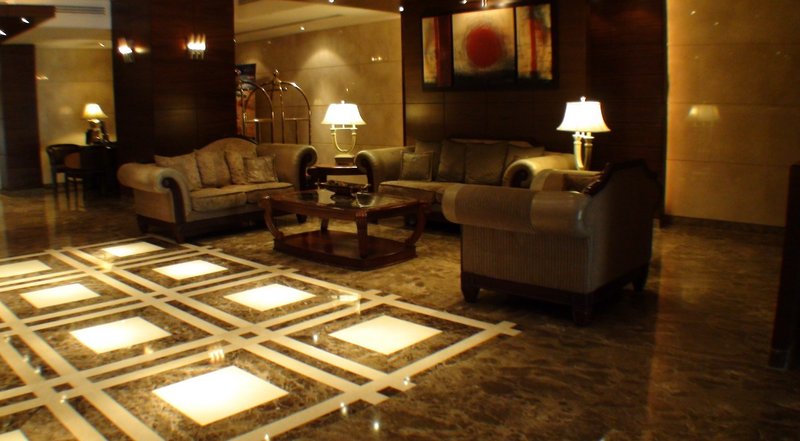 Majestic City Retreat Hotel image 3