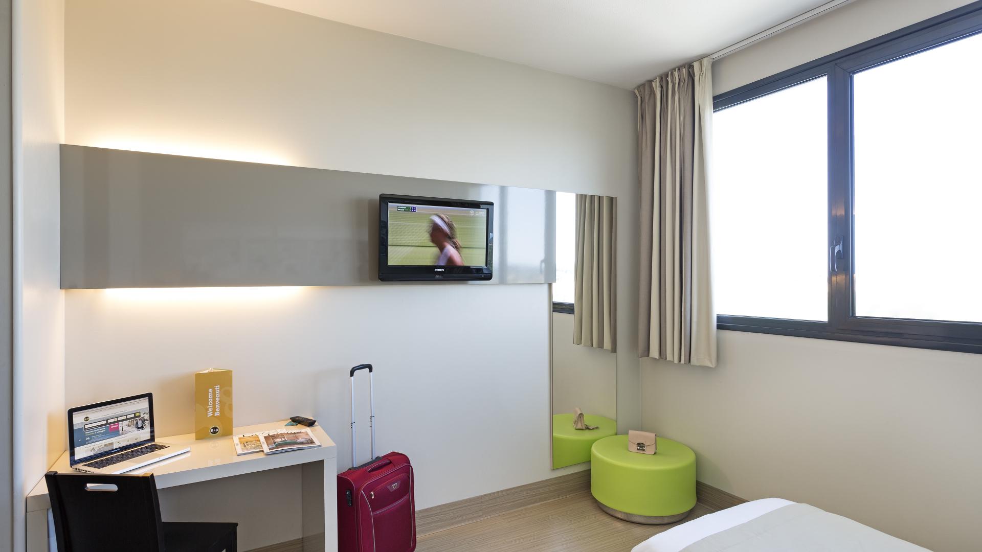 B&B HOTEL Bologna image 1