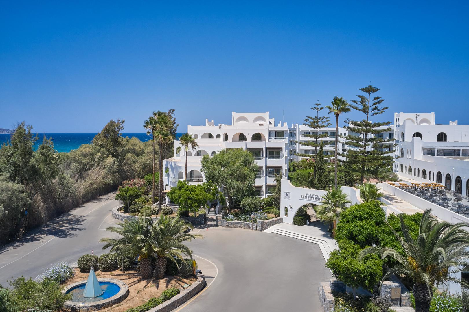 Zeezicht vanaf het balkon — Atlantica Akti Zeus Hotel