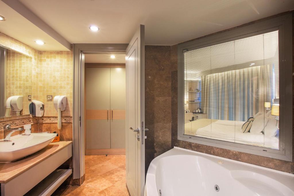 Charisma De Luxe Hotel foto 12