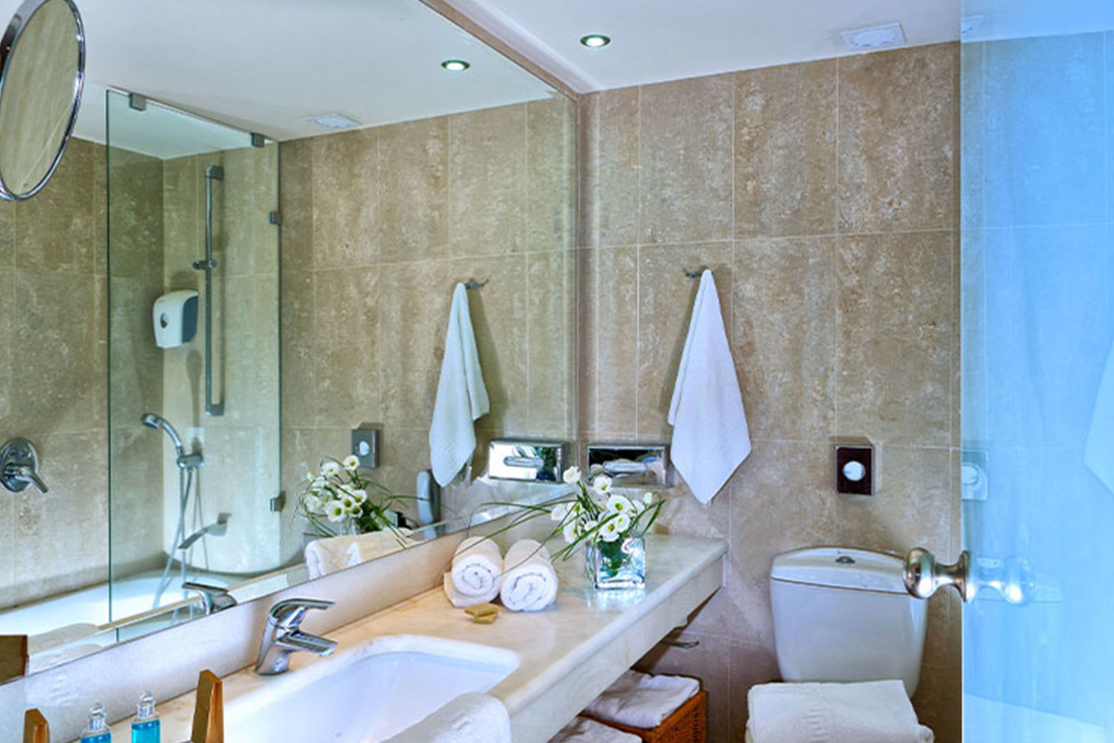 Apollonia Resort & Spa image 2