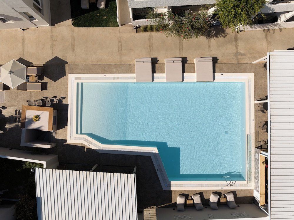 Apollo Plakias image 2