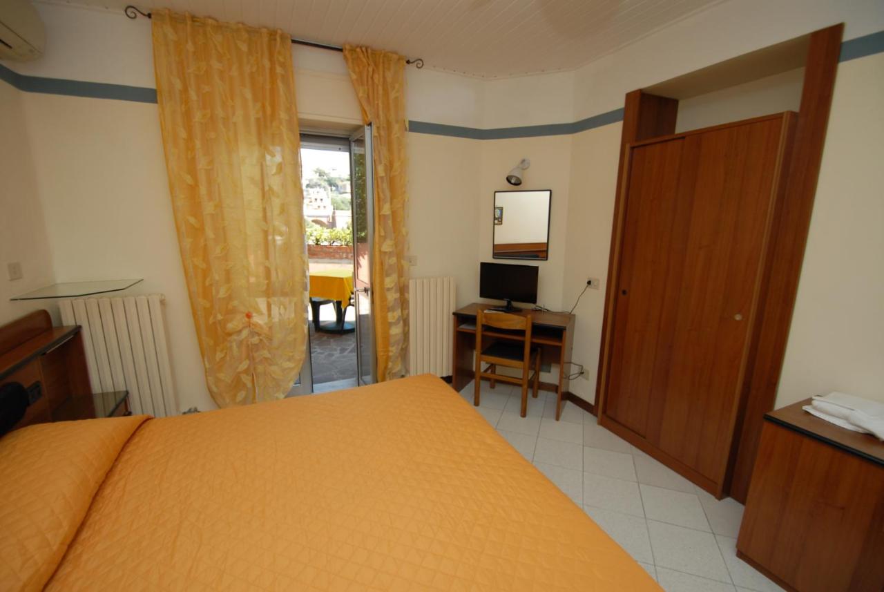 Hotel Baia del Sorriso in Castiglioncello - foto 5