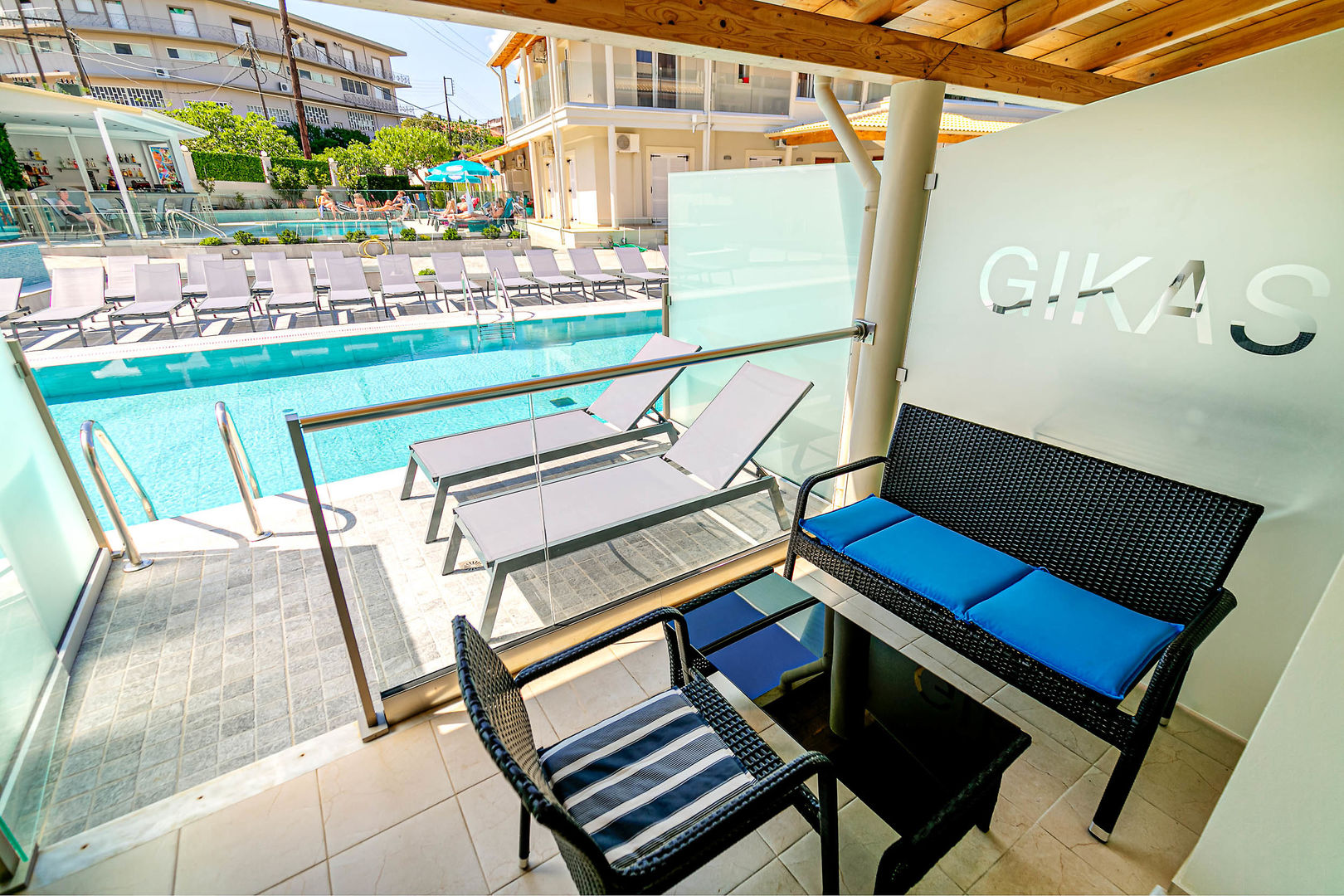 Palapart Gikas Studios & Suites foto 15