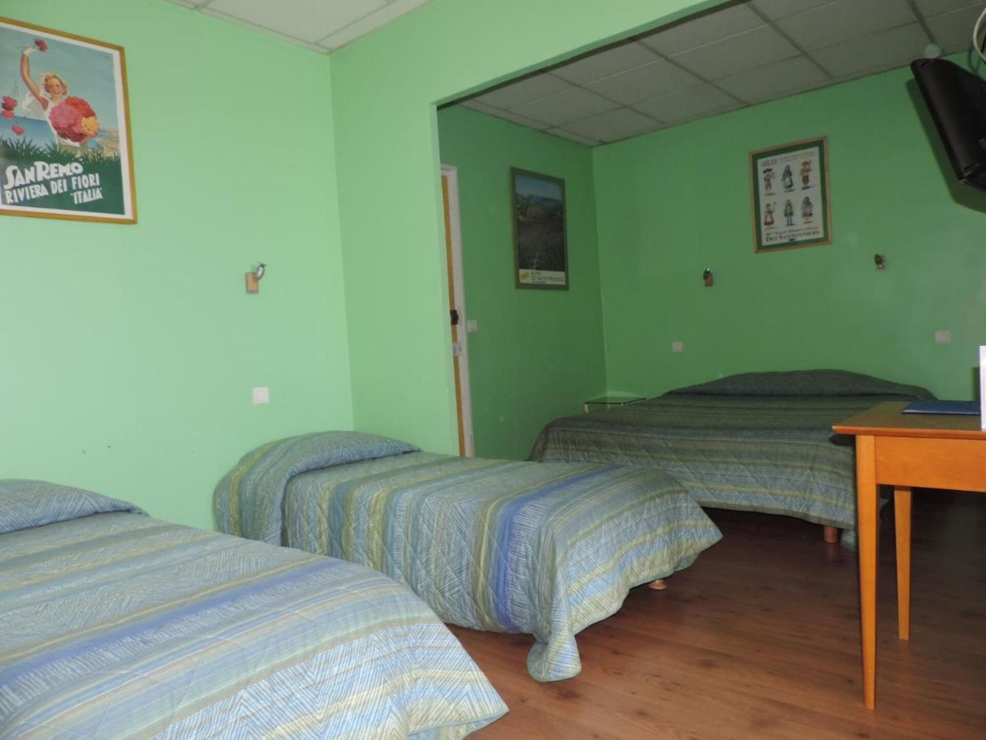 Hôtel De Provence image 2