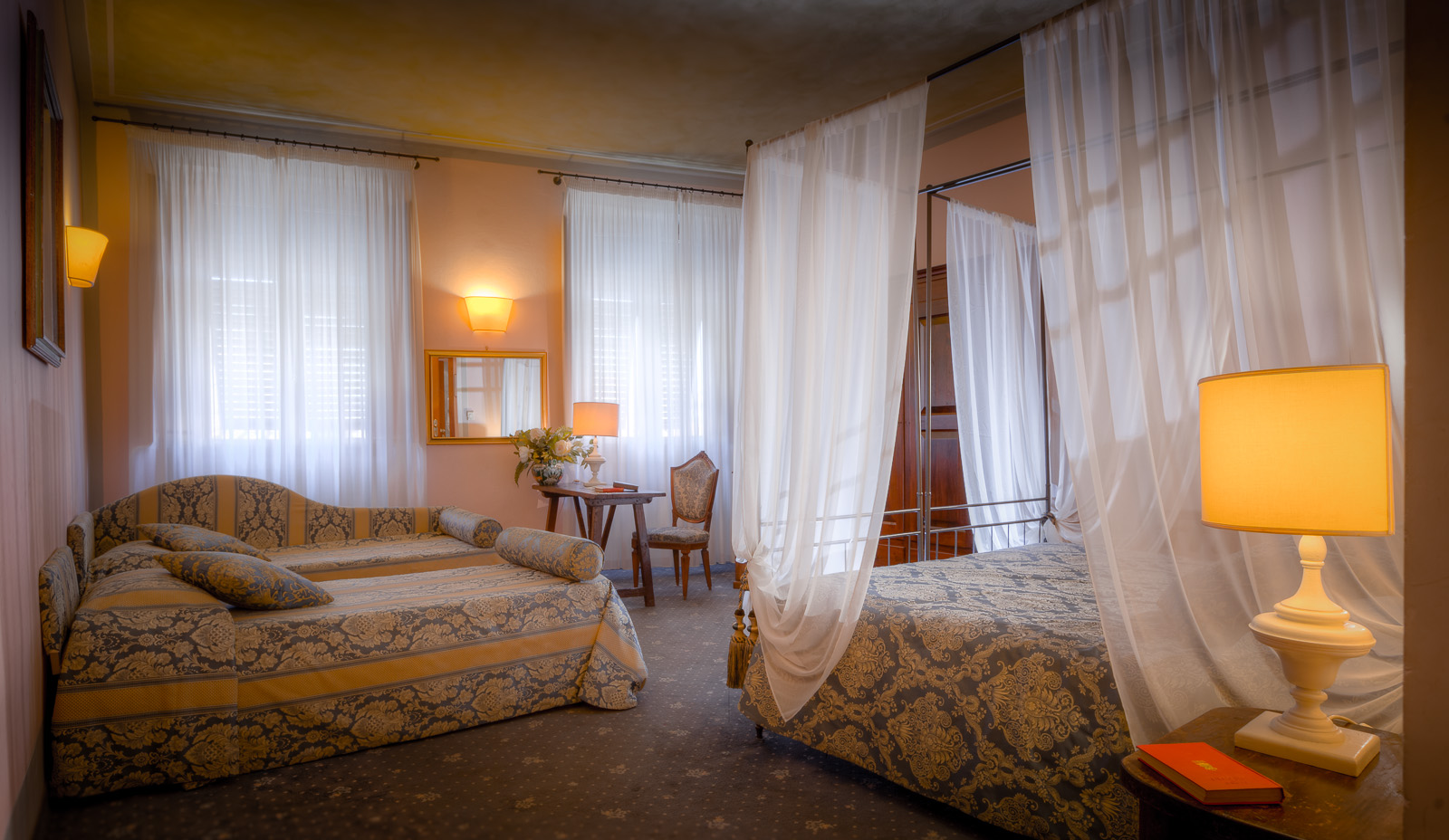 Palazzo dal Borgo foto 30