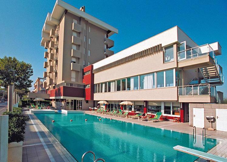 Ascot in Sorrent, Naples - foto 5