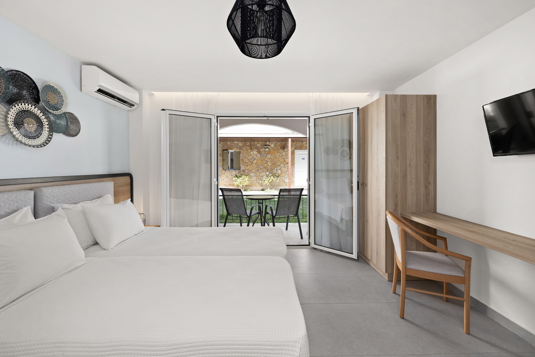 White Olive Marine Aquapark image 1