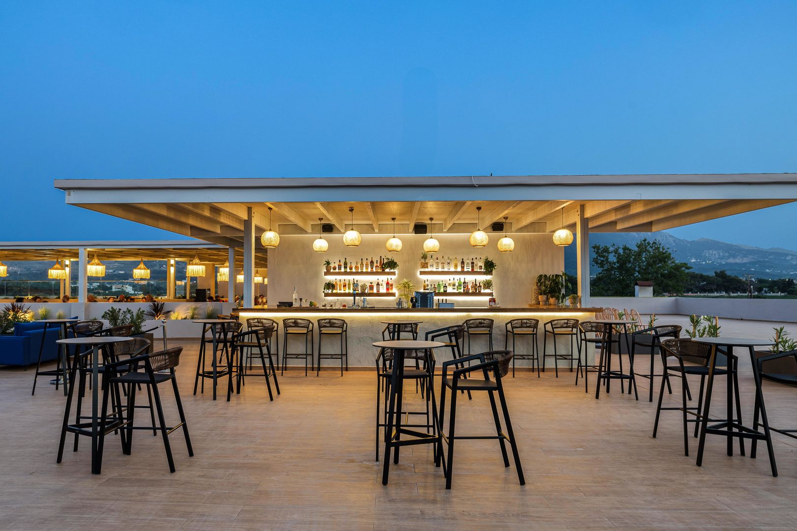 White Olive Marine Aquapark image 2