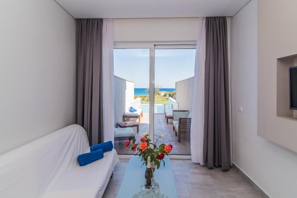 Belussi Beach Hotel & Suites foto 7