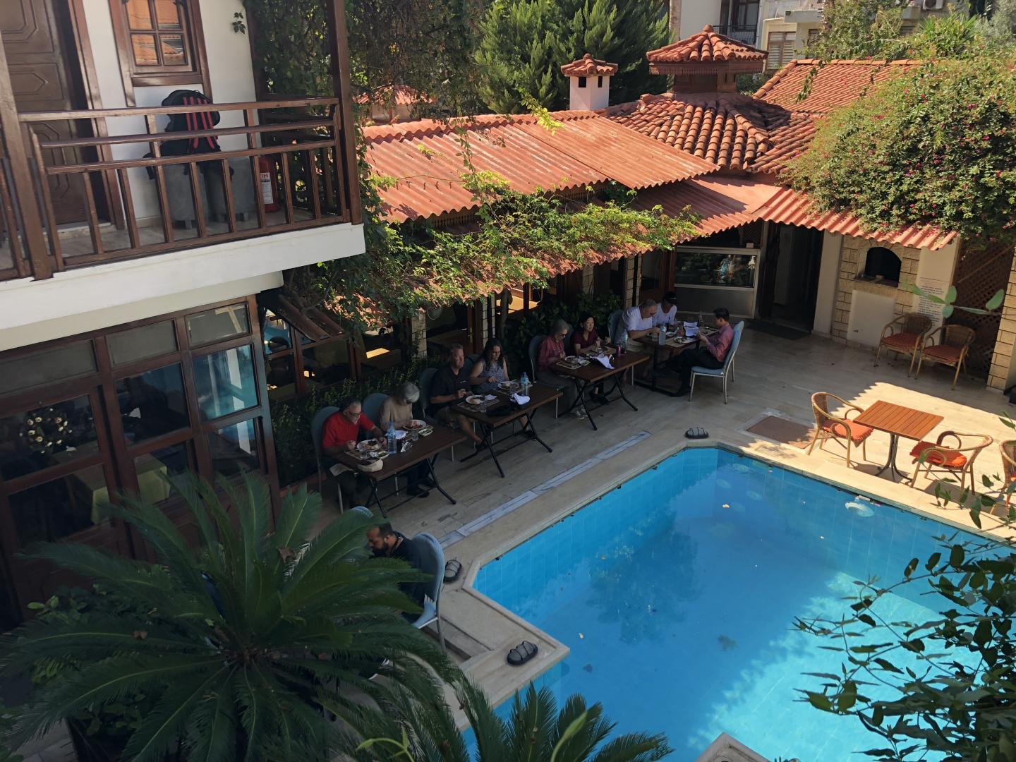 Karyatit Hotel foto 16
