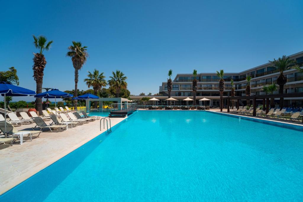 All Senses Ocean Blue Seaside Resort & Spa image 0