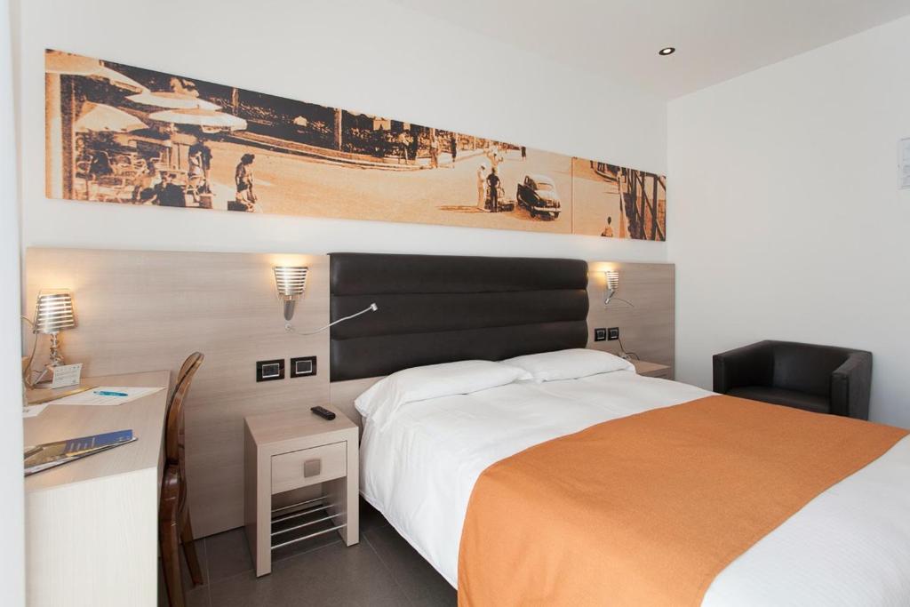 Hotel Adlon image 1