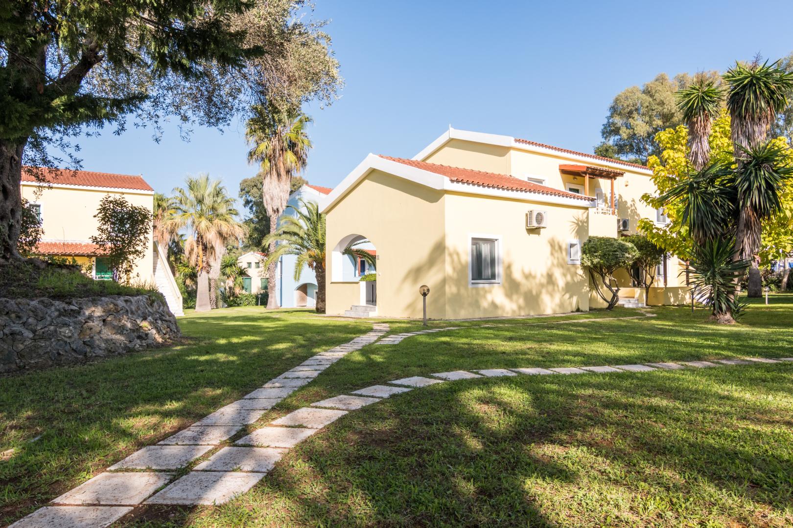 Helion Villas & Apartments foto 21