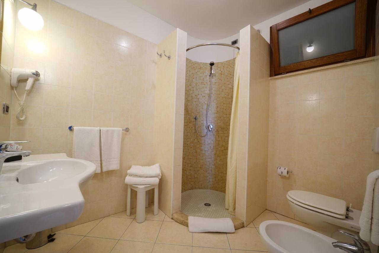 Hotel Scoglio del Leone in Zambrone - foto 5