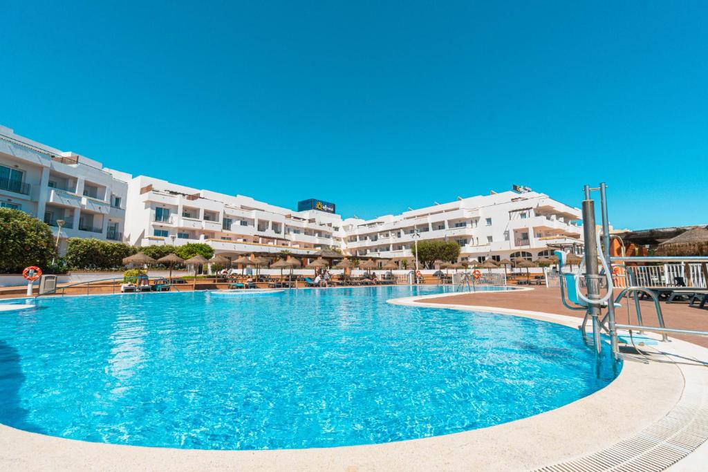 Ohtels Cabogata.