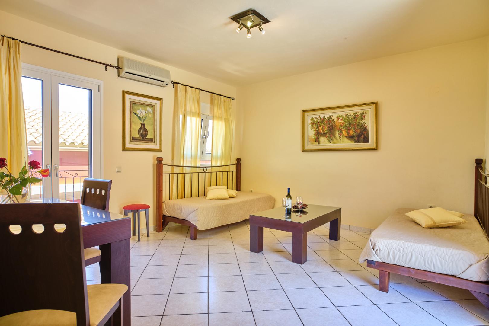 Chrismos Luxury Suites & Studios foto 27
