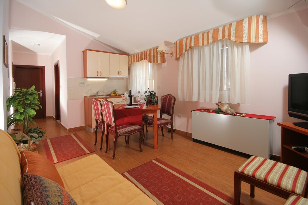 Hotel Trogir foto 12