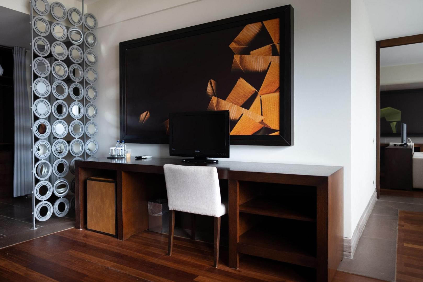 Suite met zithoek — No:81 Hotel