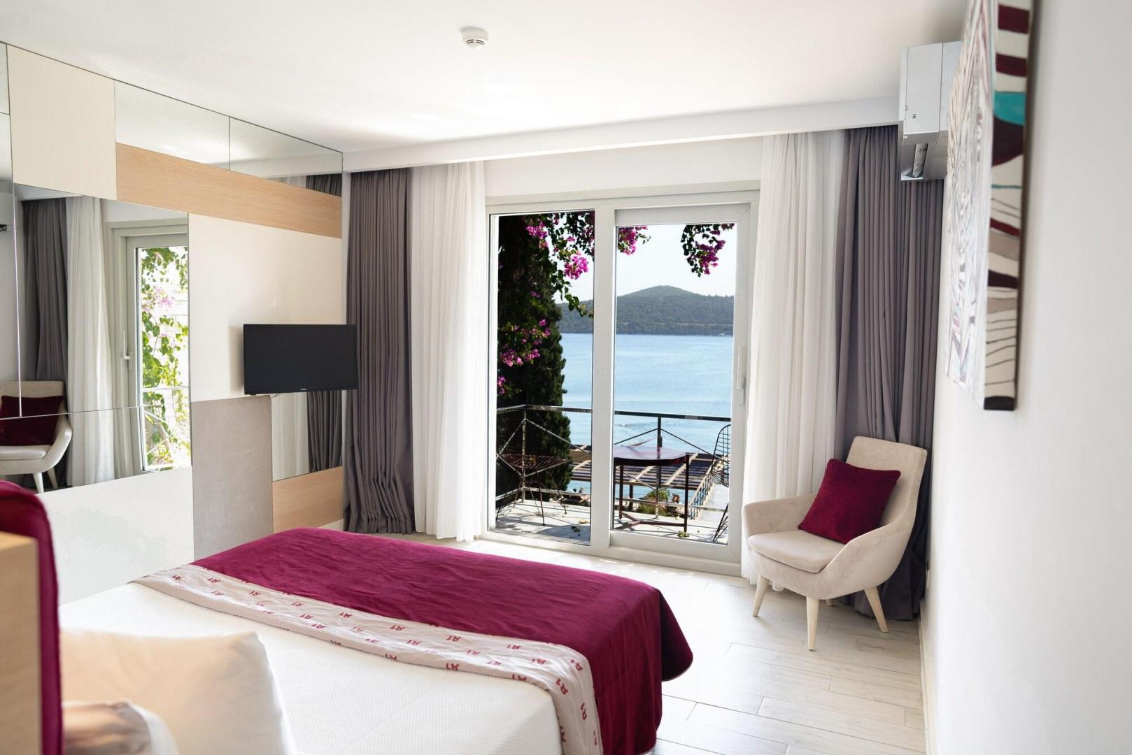 Kamer met twee aparte bedden — No:81 Hotel