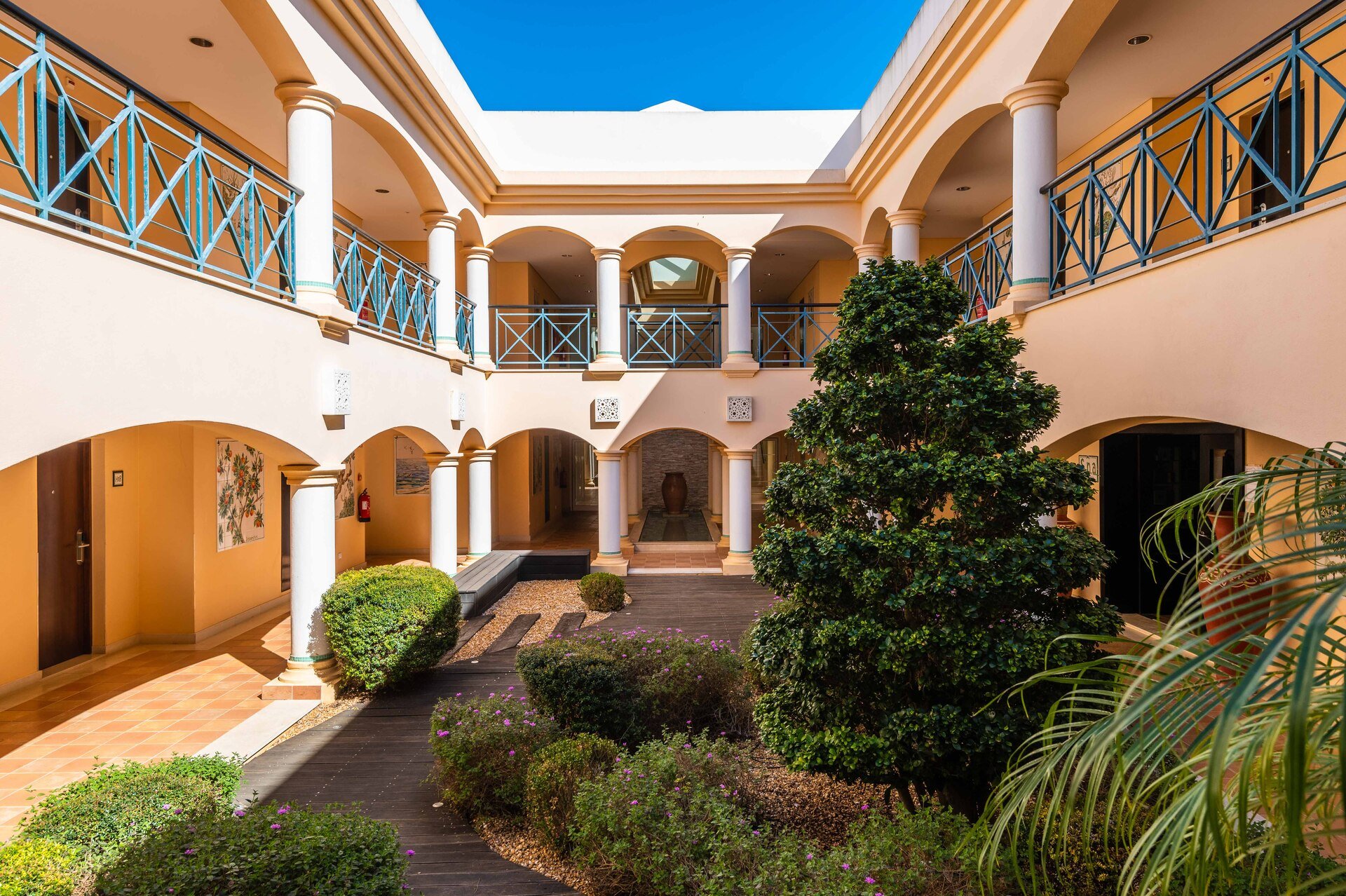 Vale d'Oliveiras Quinta Resort & Spa image 2